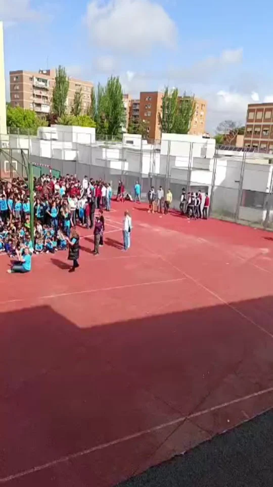 ✨Celebramos el inicio de las Fiestas de La Salle con el pregón ✨
¡GRACIAS A TODOS POR ACOMPAÑARNOS!