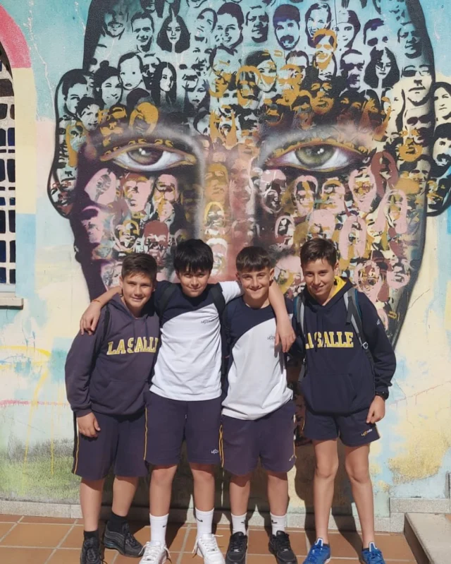Hace unos días tuvo lugar un bonito encuentro de la Vicaría en San Isidro, en la que el juego y la oración se compartieron junto con otros colegios de la zona de Primaria y Secundaria.
#sanisidro #vicaría #somoslasalle