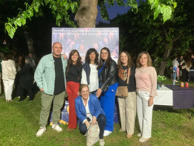 La comunidad educativa también celebramos el día de San Juan Bautista de La Salle. Profesores, Comunidad lasaliana, PAS, animadores de grupos cristianos,… aprendiendo a cuidarnos de la mano de @anaenriquezescritora y brindando porque sepamos hacerlo con nuestros alumnos y compañeros como lo hizo La Salle muchos años más. 
#tiempodecuidartiempodecrear #somoslasalle #miramásallá #sanjuanbautistadelasalle